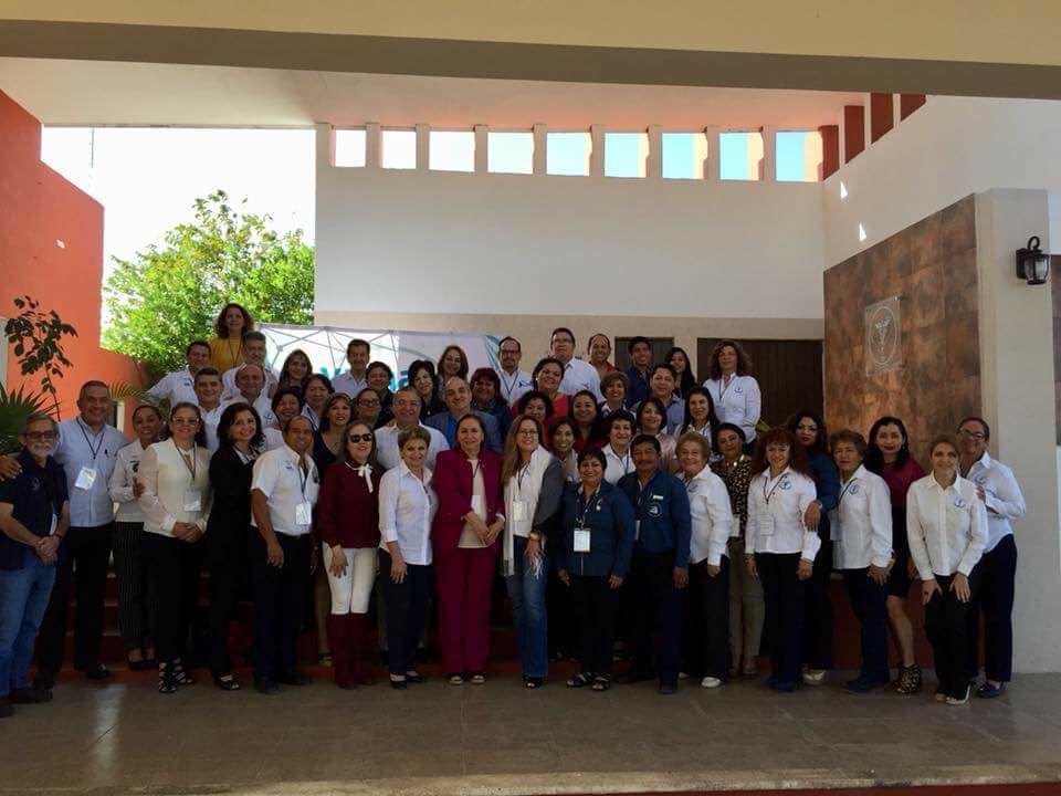 Asistencia a la Reunión Regional, Mérida, Integrantes del Comité del Colegio de C.D. de Campeche, A.C.